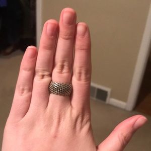 Tiffany & Co. Jewelry - Tiffany’s Mesh Ring Tiffany & Co. Jewelry - Tiffany’s Mesh Ring